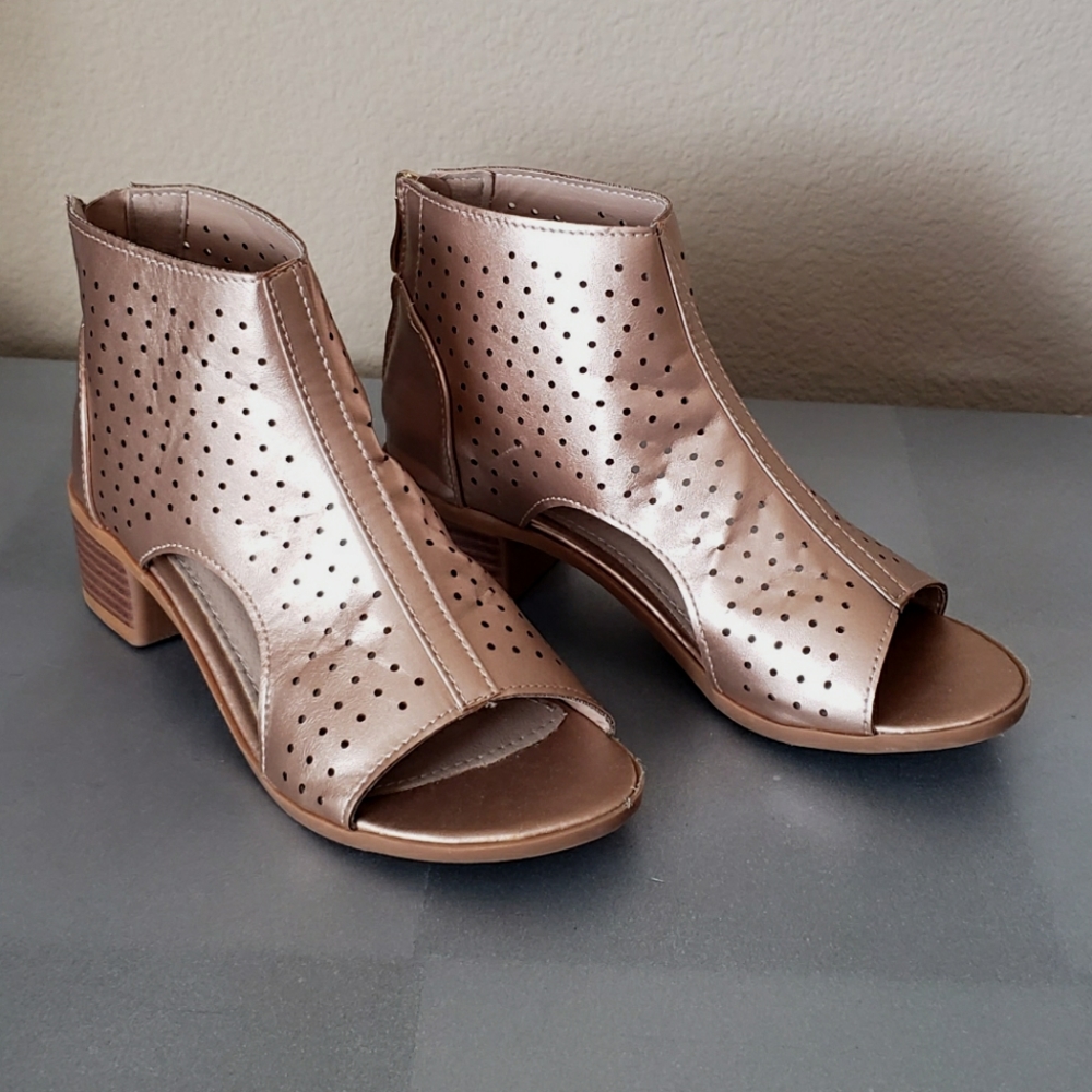 Rose gold / champagne open-toe booties